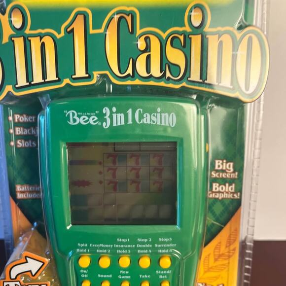 Vintage Bee 3-in-1 Casino Handheld Game Poker Blackjack Slots New Sealed - Picture 3 of 7